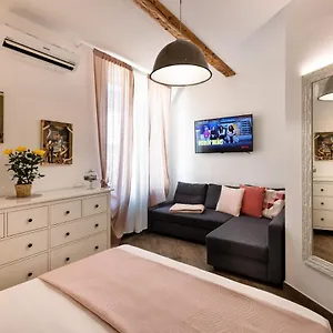  Bed & Breakfast Old Port Italia